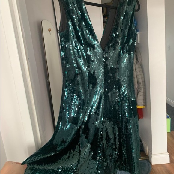 Dress The Population Emerald Sequin Dress - Sz 10 Bought at Nordstrom - Picture 6 of 9